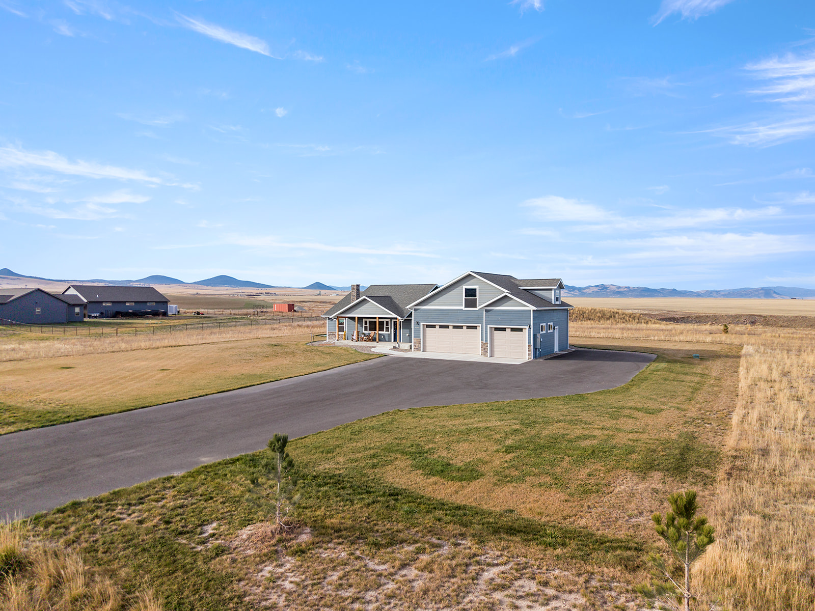 East Helena, Montana 59635, United States, 4 Bedrooms Bedrooms, ,3 BathroomsBathrooms,Residential,Active,242515