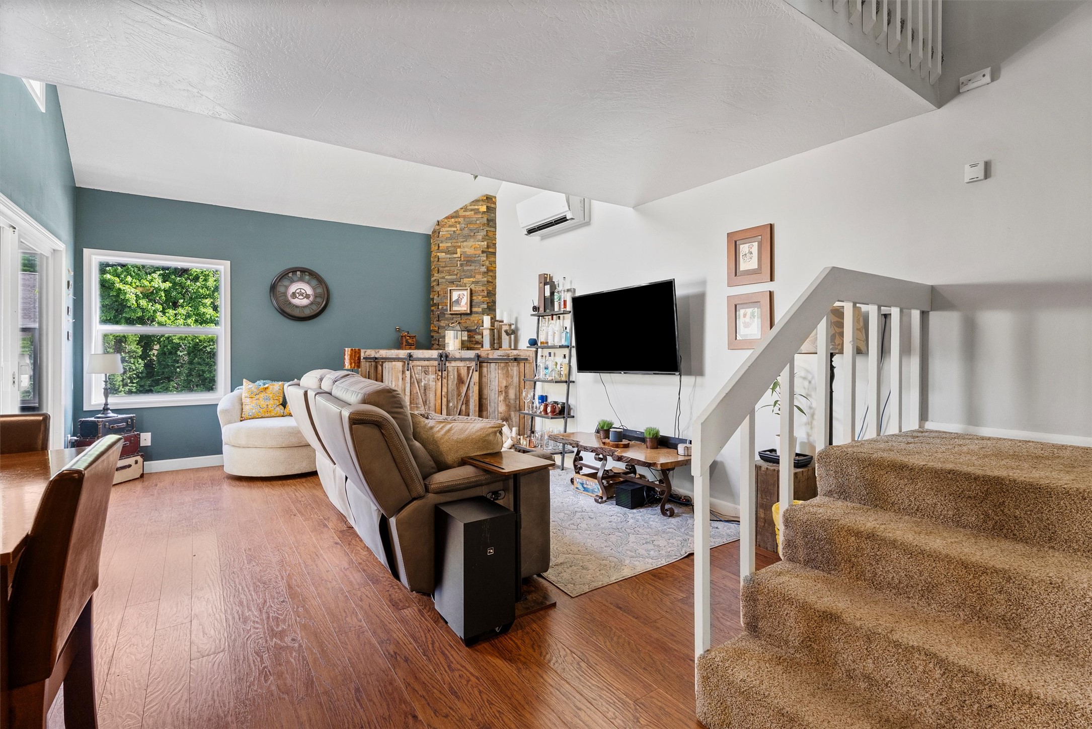 Missoula, Montana 59802, United States, 3 Bedrooms Bedrooms, ,3 BathroomsBathrooms,Residential,Active,143682