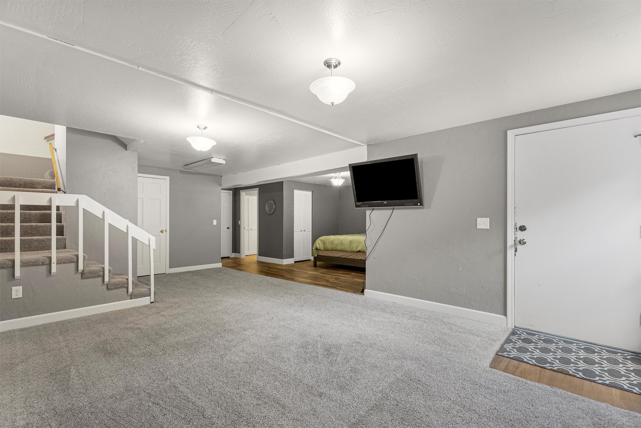 Missoula, Montana 59802, United States, 3 Bedrooms Bedrooms, ,3 BathroomsBathrooms,Residential,Active,143682