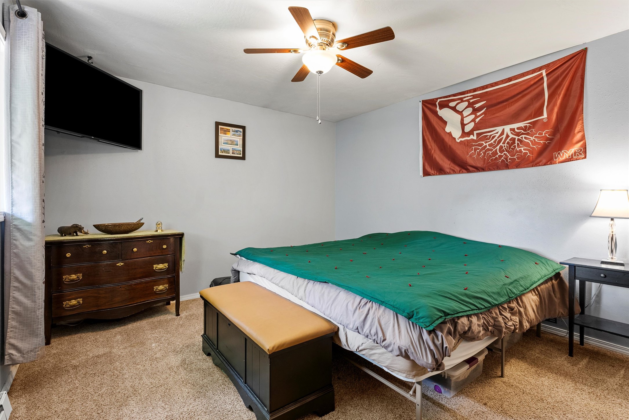 Missoula, Montana 59802, United States, 3 Bedrooms Bedrooms, ,3 BathroomsBathrooms,Residential,Active,143682