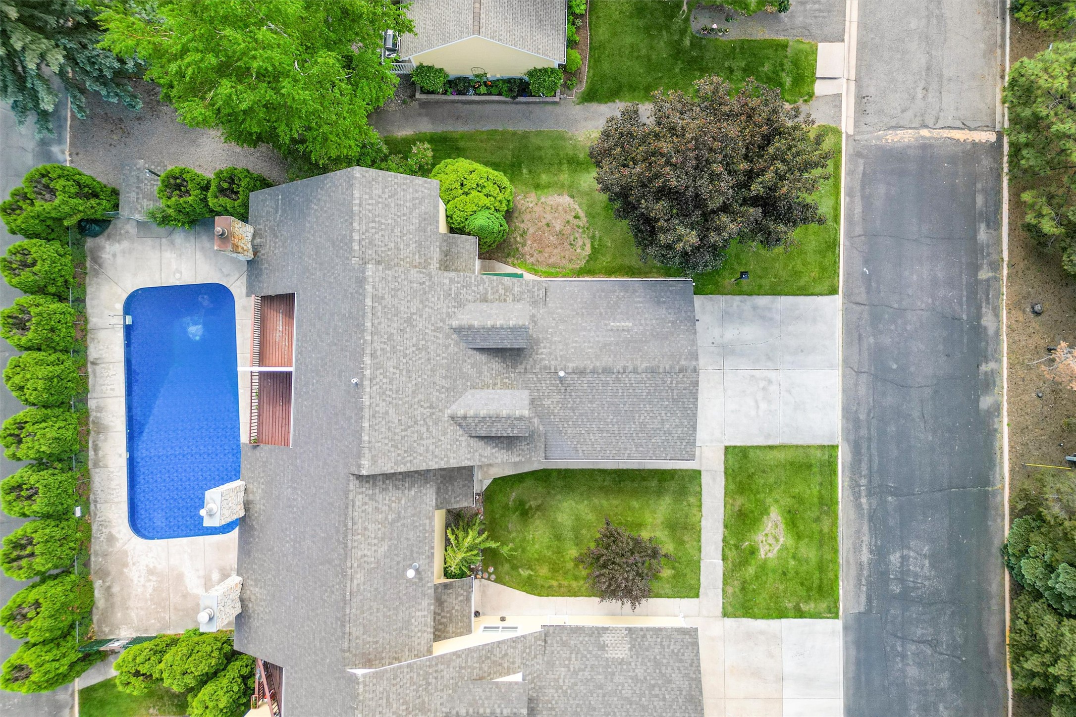 Missoula, Montana 59802, United States, 3 Bedrooms Bedrooms, ,3 BathroomsBathrooms,Residential,Active,143682