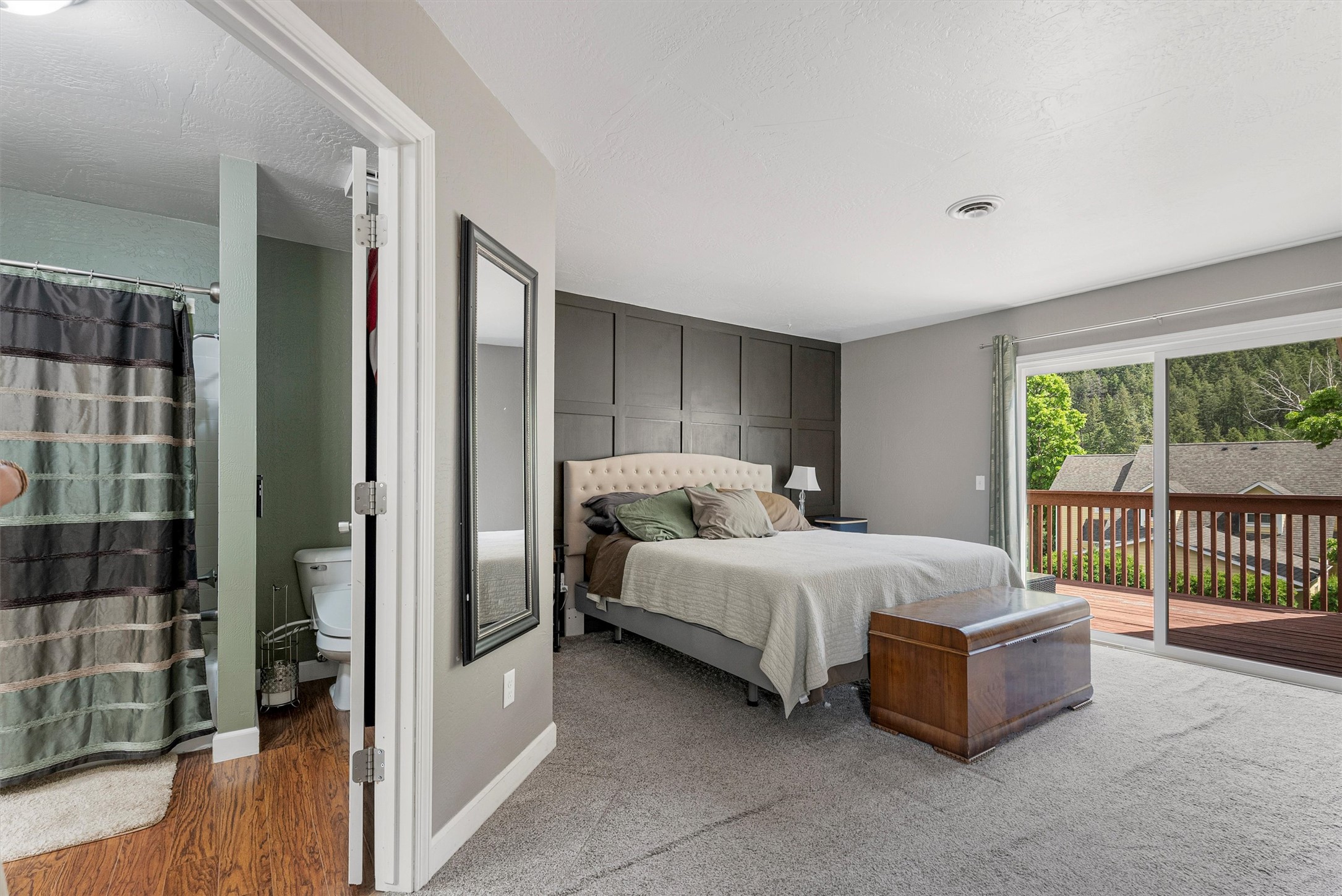 Missoula, Montana 59802, United States, 3 Bedrooms Bedrooms, ,3 BathroomsBathrooms,Residential,Active,143682