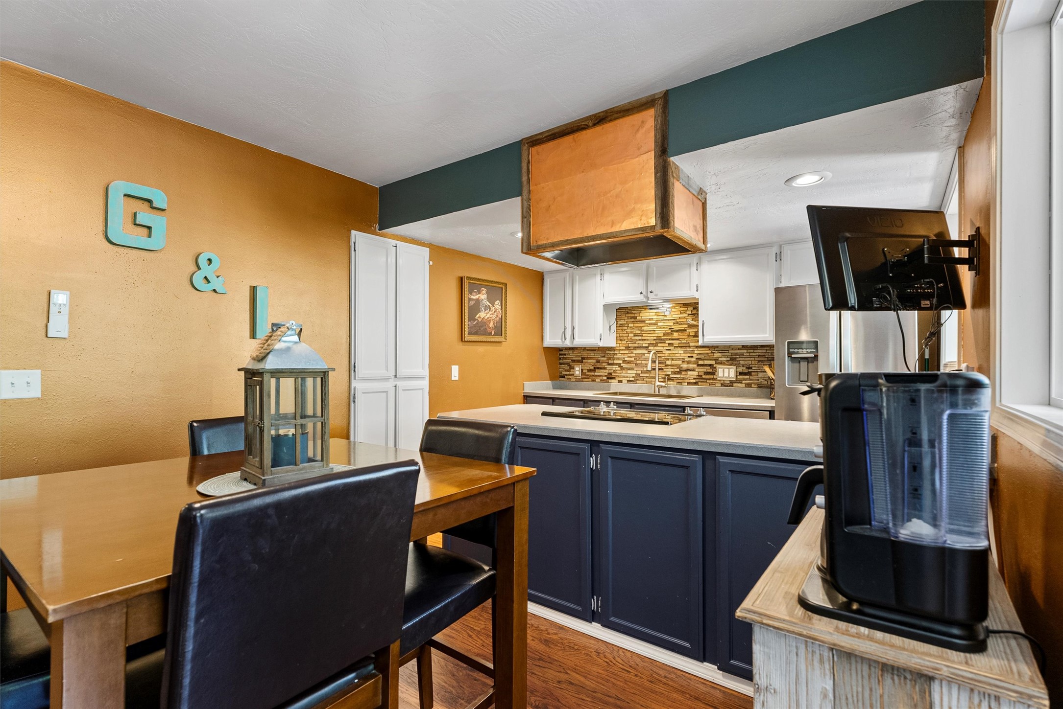 Missoula, Montana 59802, United States, 3 Bedrooms Bedrooms, ,3 BathroomsBathrooms,Residential,Active,143682