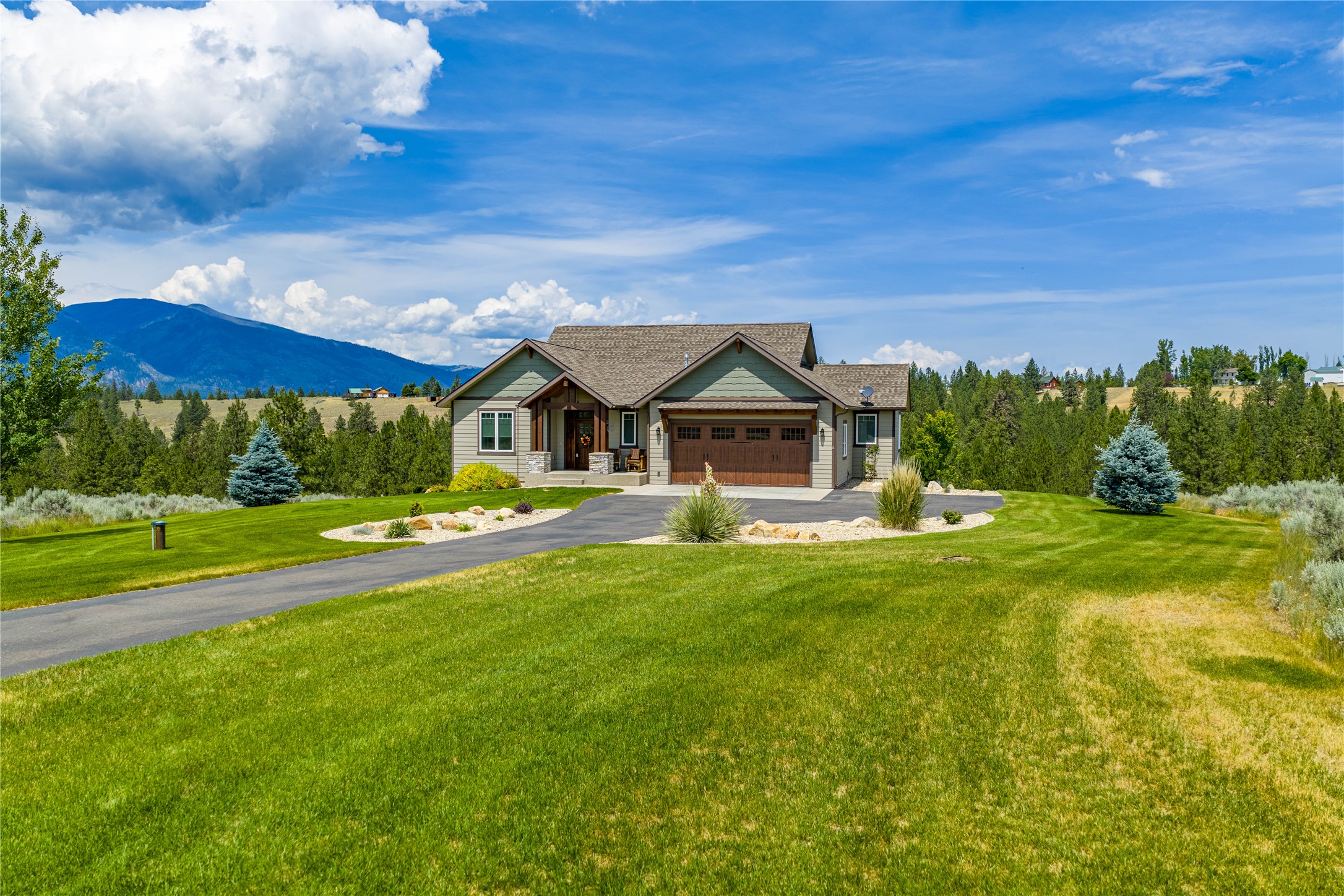 526 Bitterroot Drive