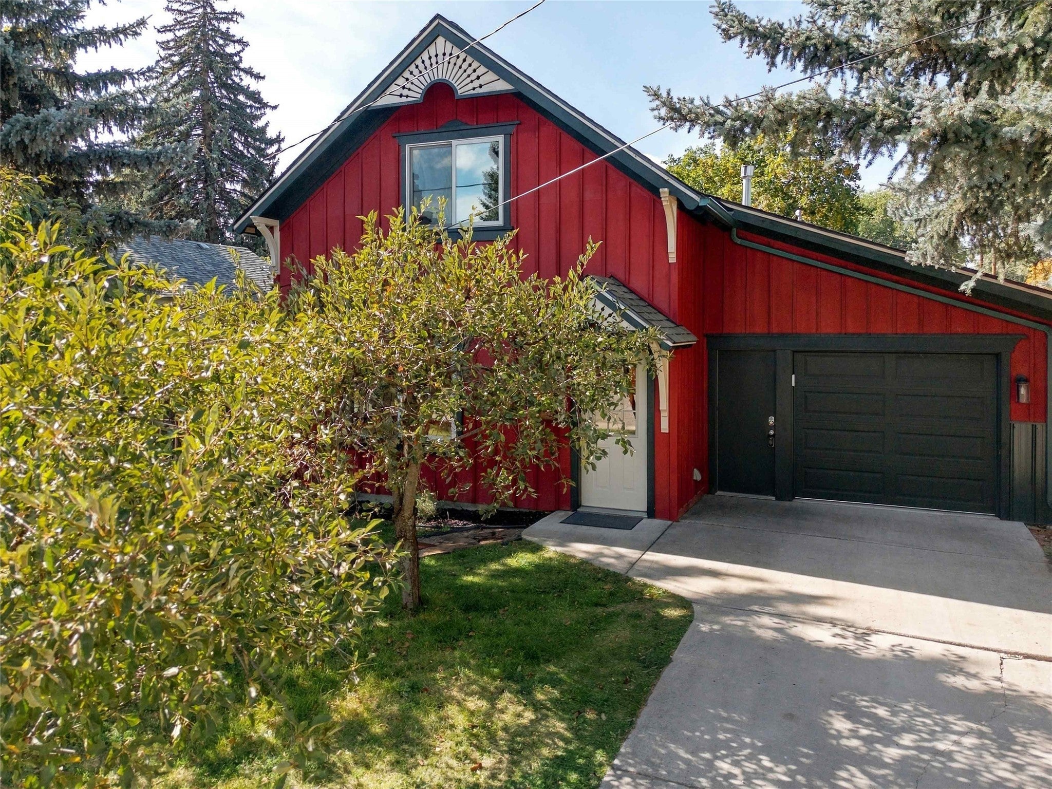 1309 Waverly Street