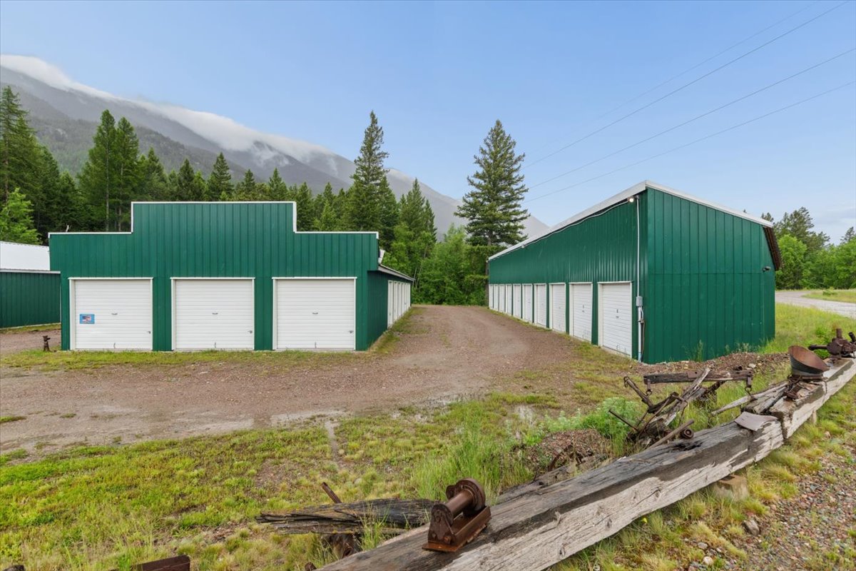 7585 Us Highway 2 E