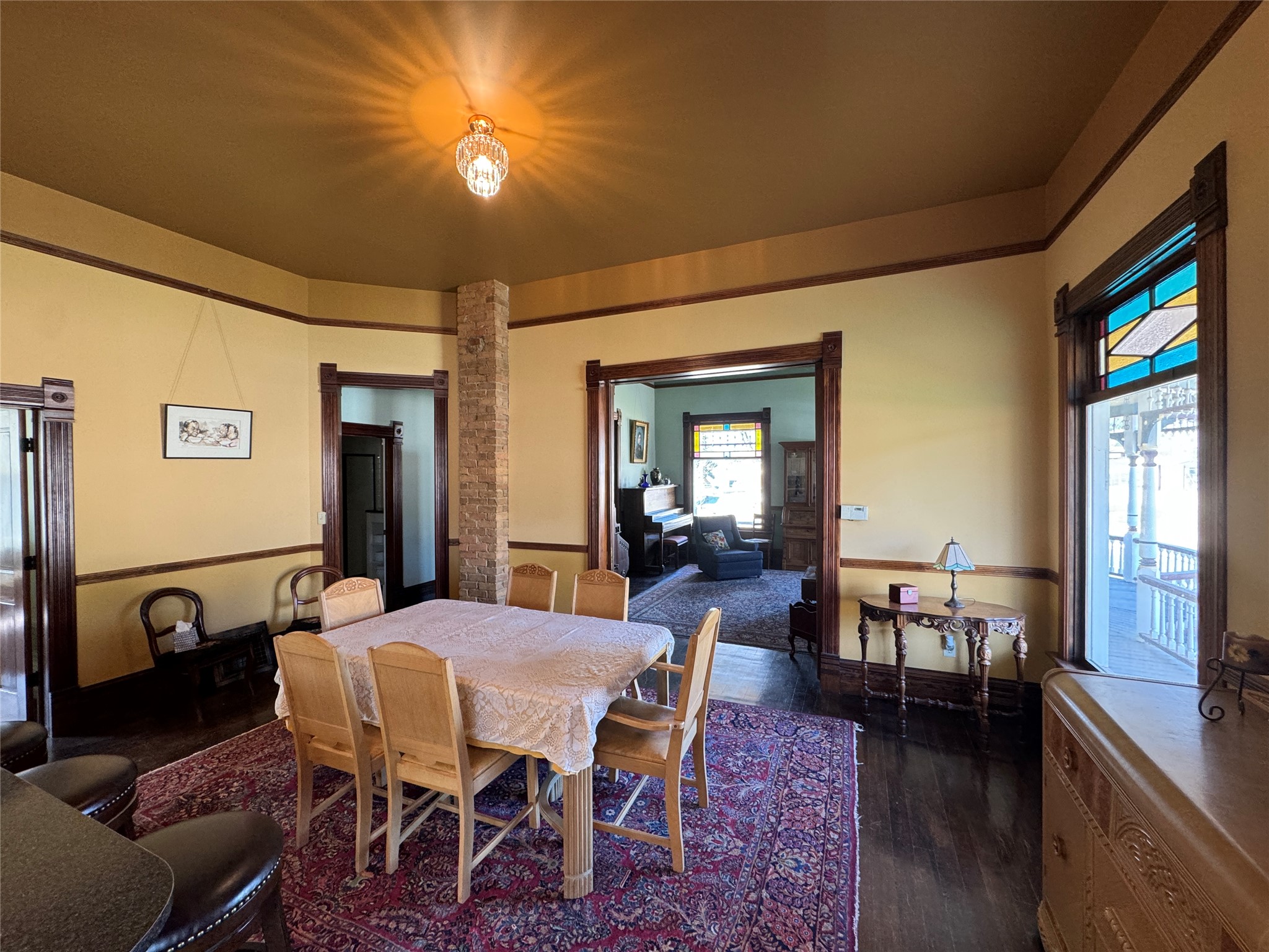 507 S Montgomery Street