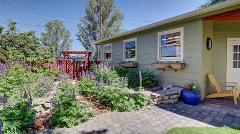Tiny photo for 923 Longstaff Street, Missoula, MT 59801 (MLS # 30072433)