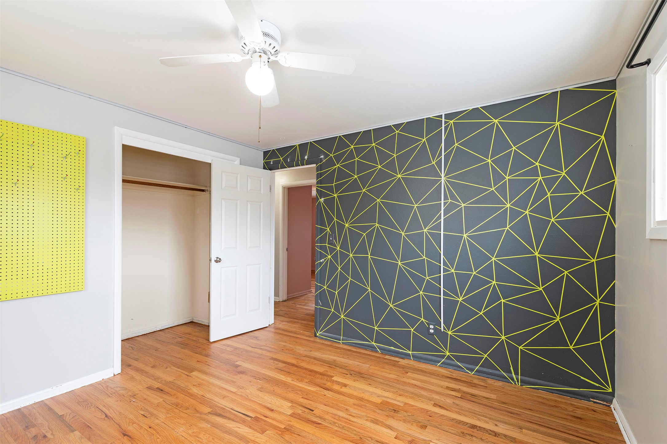 Missoula, Montana 59801, United States, 4 Bedrooms Bedrooms, ,2 BathroomsBathrooms,Residential,Active,93122