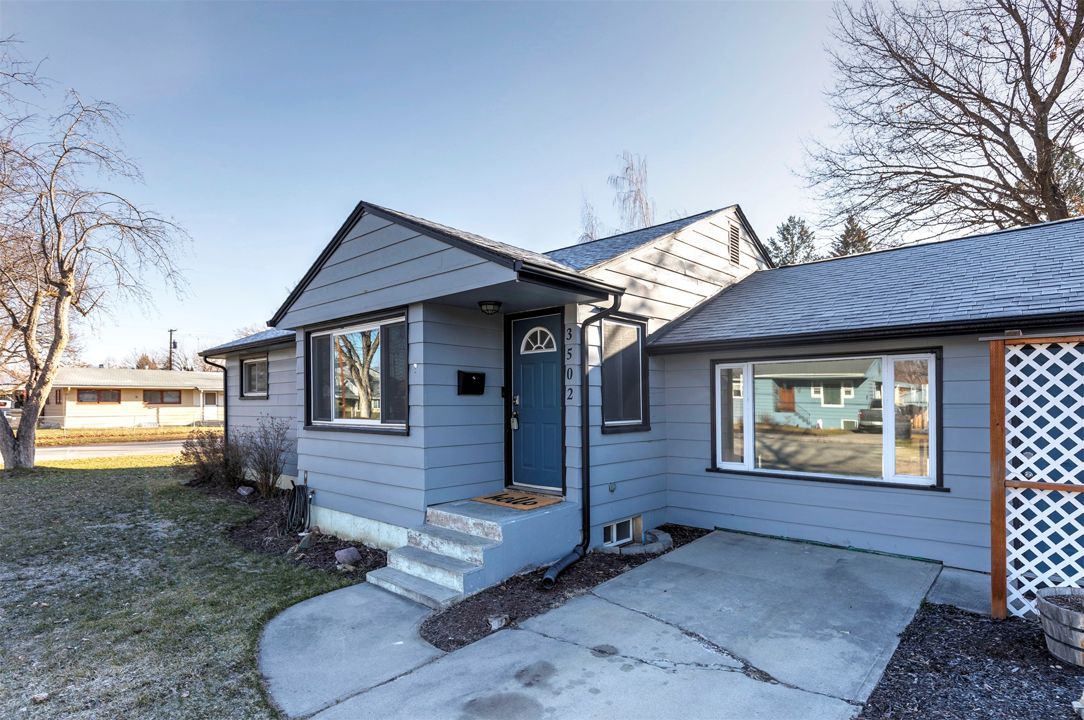 Missoula, Montana 59801, United States, 4 Bedrooms Bedrooms, ,2 BathroomsBathrooms,Residential,Active,93122