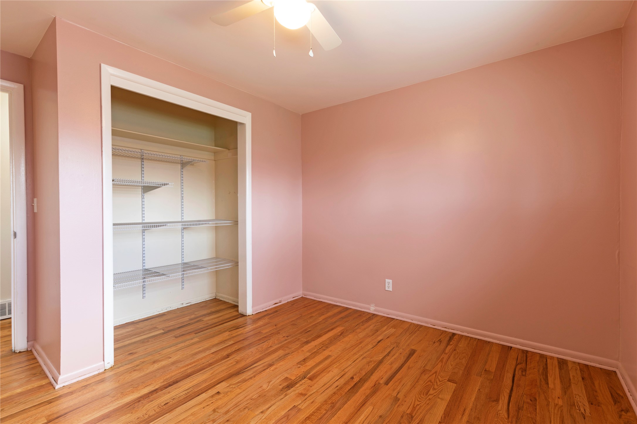 Missoula, Montana 59801, United States, 4 Bedrooms Bedrooms, ,2 BathroomsBathrooms,Residential,Active,93122