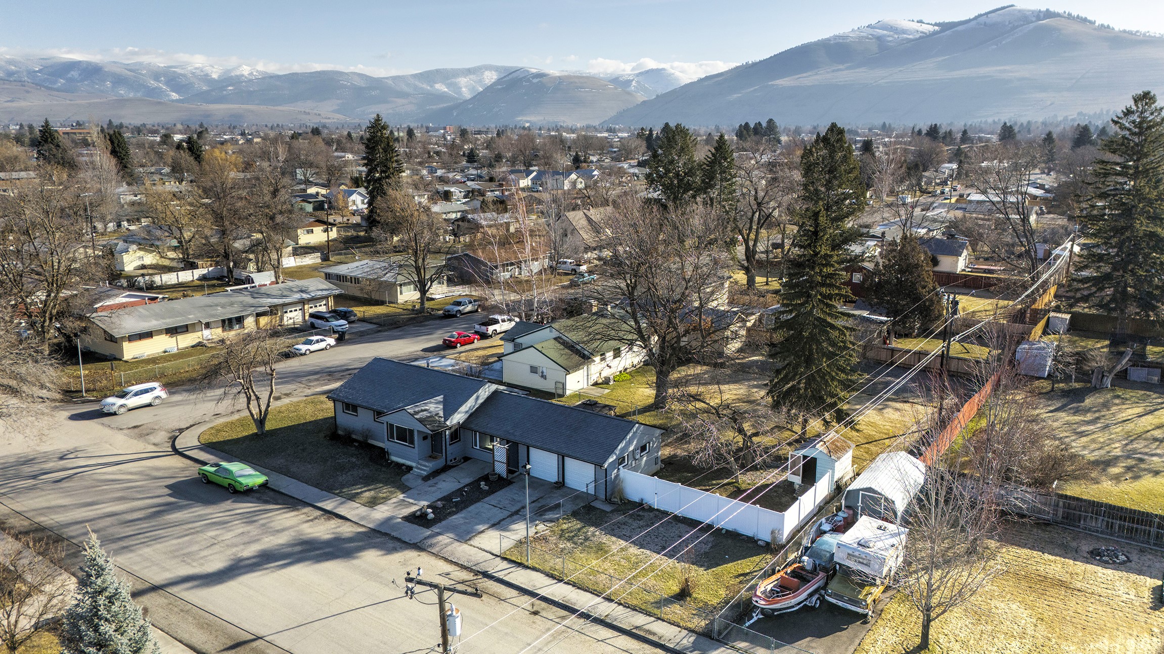 Missoula, Montana 59801, United States, 4 Bedrooms Bedrooms, ,2 BathroomsBathrooms,Residential,Active,93122