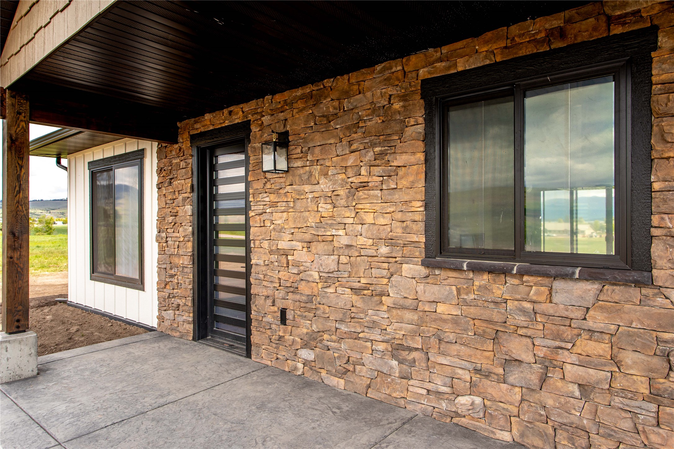 34544 Eagle Crest Drive