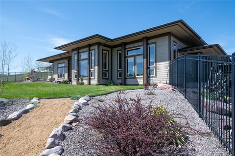Tiny photo for 3839 Duncan Drive, Missoula, MT 59802 (MLS # 30068182)