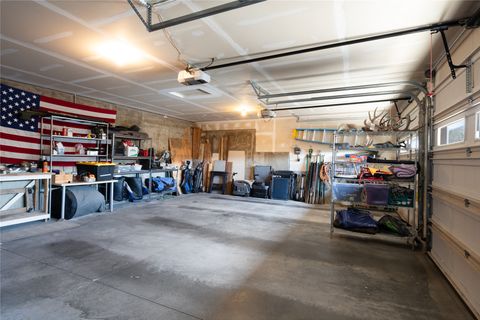 Tiny photo for 3839 Duncan Drive, Missoula, MT 59802 (MLS # 30068182)