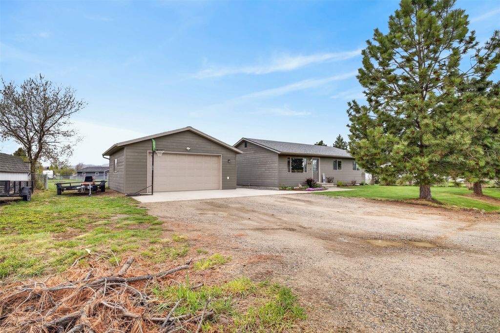 Photo of 2578 Prickley Pear Avenue, East Helena, MT 59635 (MLS # 30069412)