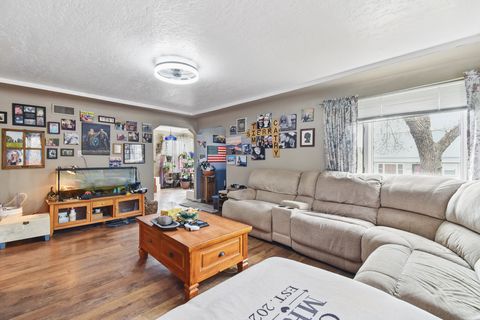 923 1st Street S Shelby MT 59474