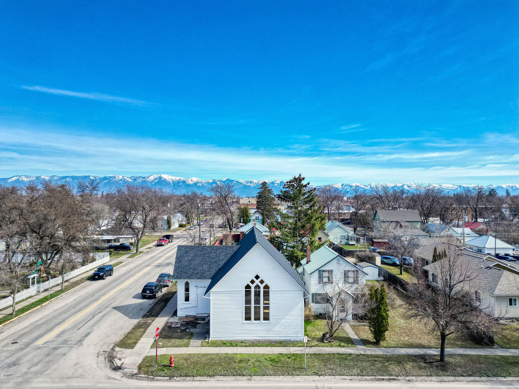 203 5th Avenue W