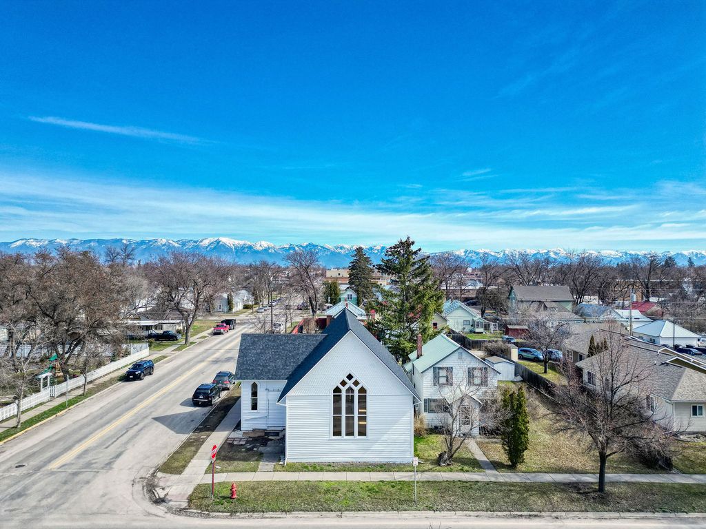 Photo of 203 5th Avenue W, Kalispell, MT 59901 (MLS # 30068550)