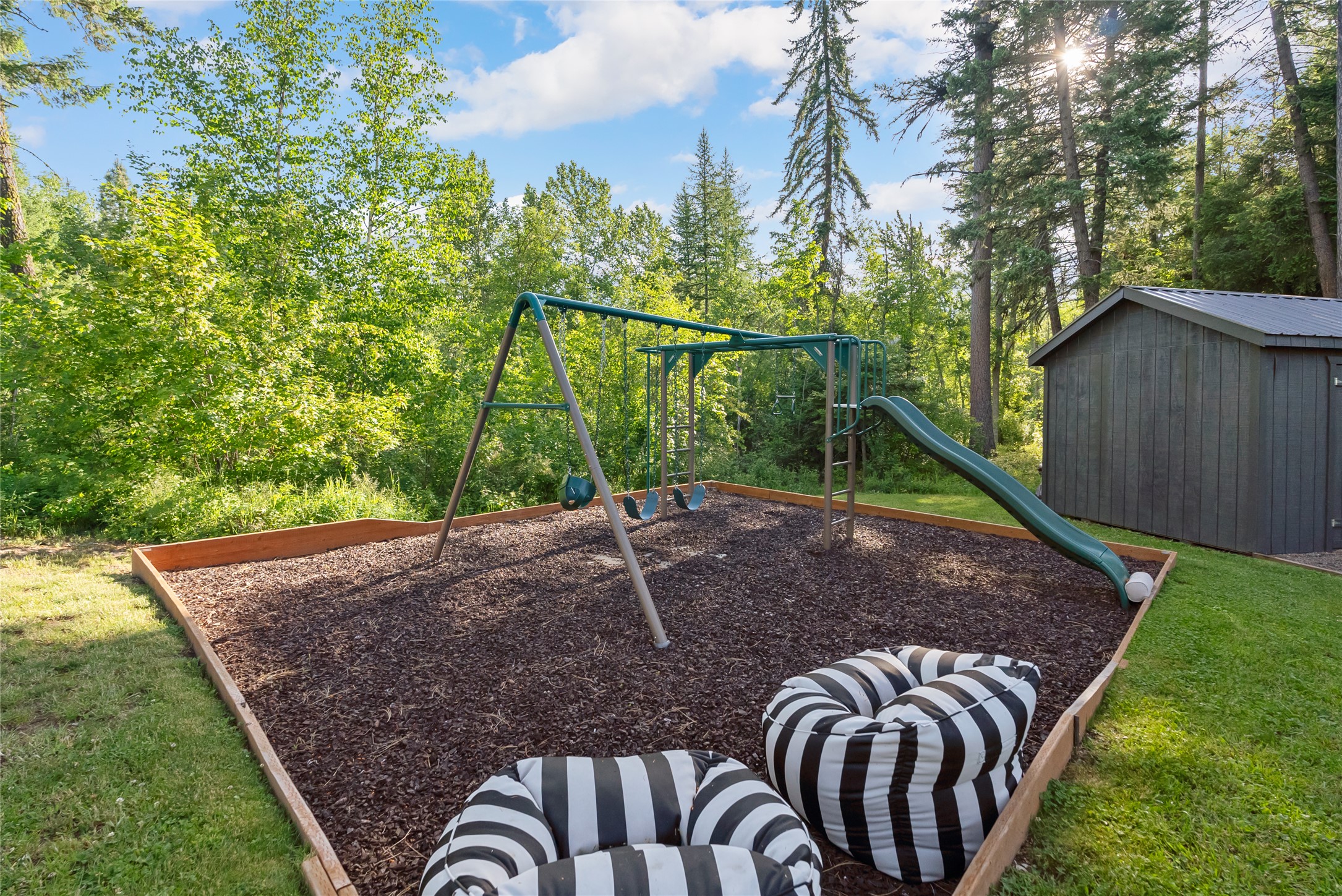 Bigfork, Montana 59911, United States, 10 Bedrooms Bedrooms, ,8 BathroomsBathrooms,Residential,Active,161278