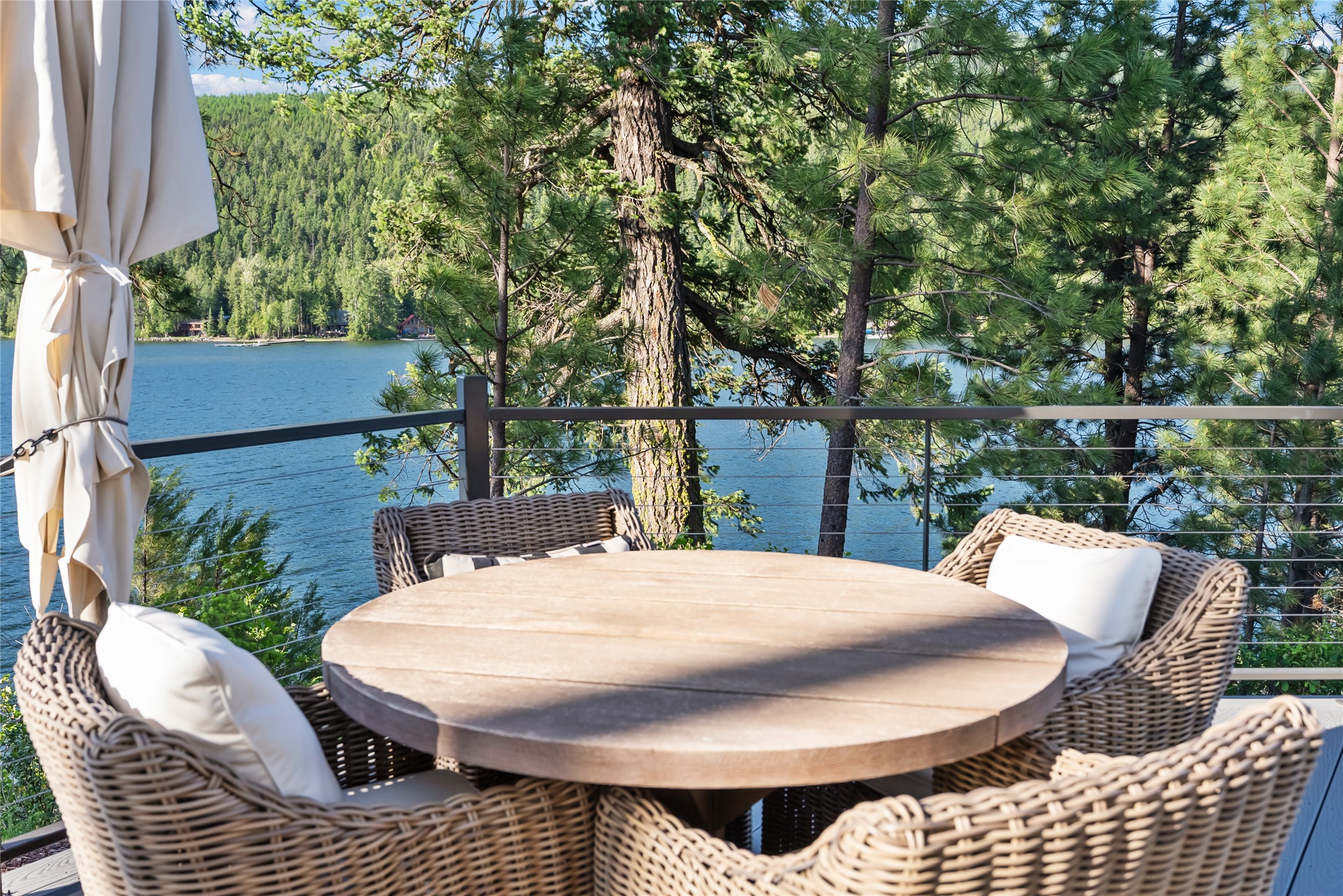 Bigfork, Montana 59911, United States, 10 Bedrooms Bedrooms, ,8 BathroomsBathrooms,Residential,Active,161278