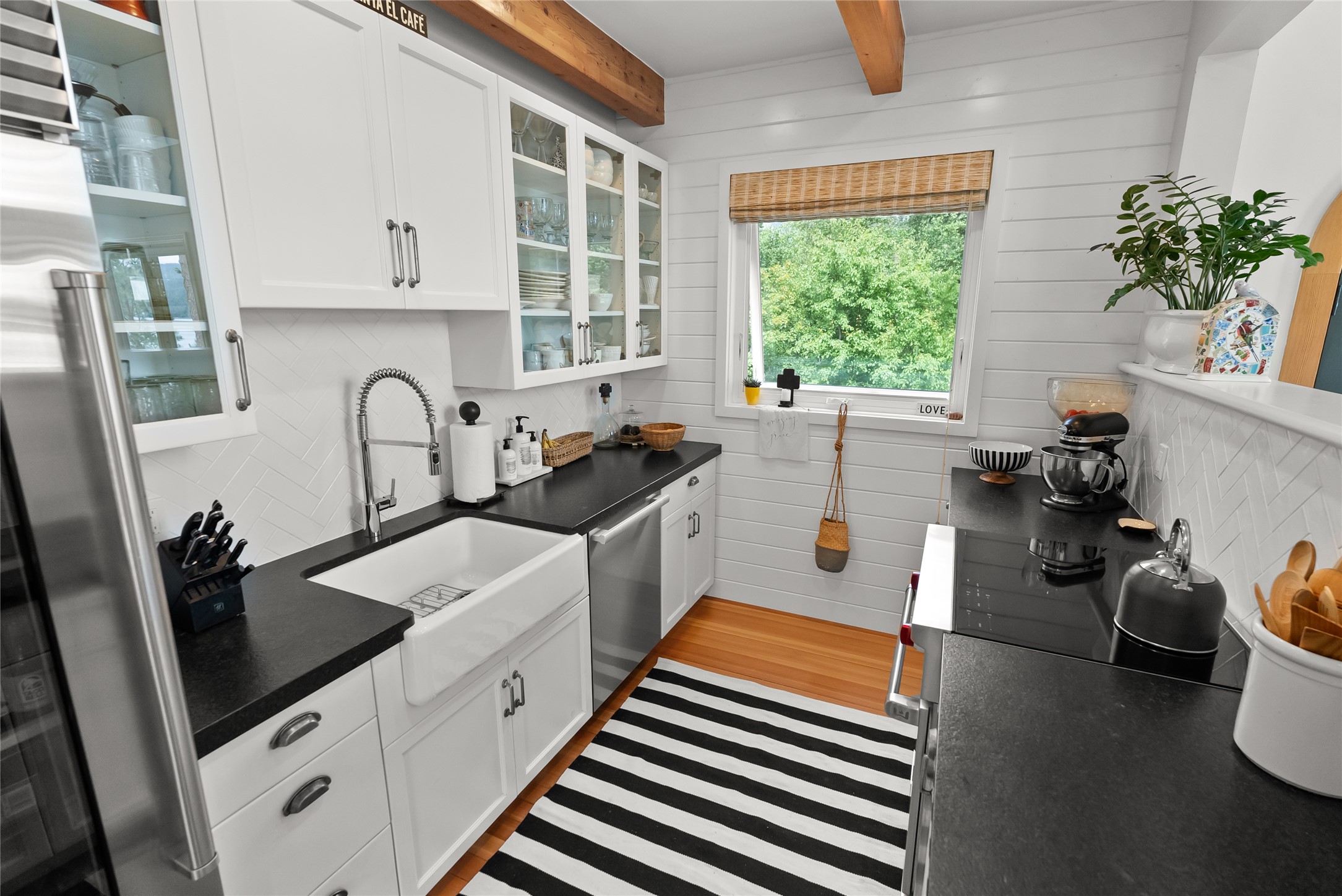 Bigfork, Montana 59911, United States, 10 Bedrooms Bedrooms, ,8 BathroomsBathrooms,Residential,Active,161278