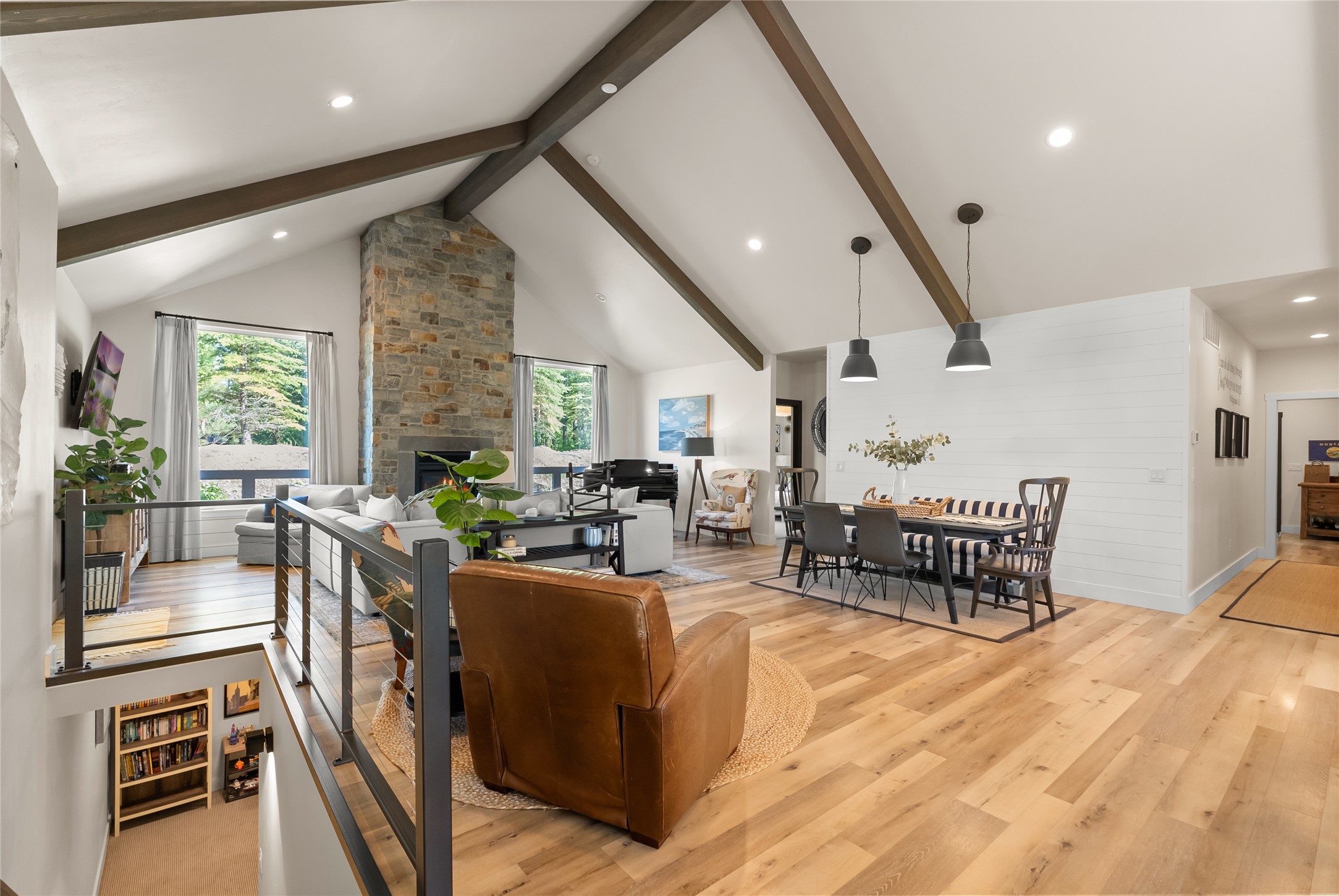 Bigfork, Montana 59911, United States, 10 Bedrooms Bedrooms, ,8 BathroomsBathrooms,Residential,Active,161278