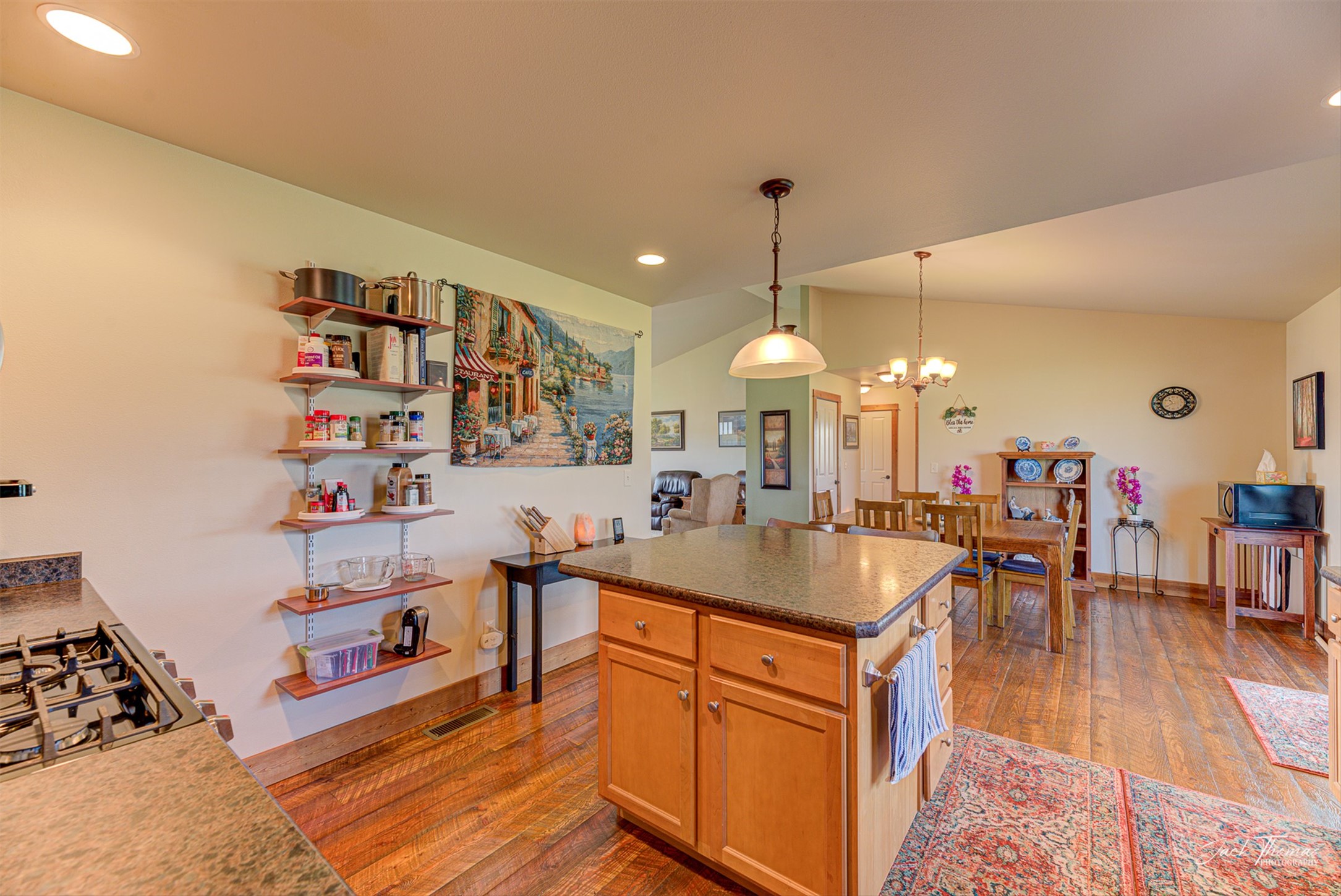 Helena, Montana 59602, United States, 3 Bedrooms Bedrooms, ,2 BathroomsBathrooms,Residential,Active,198438