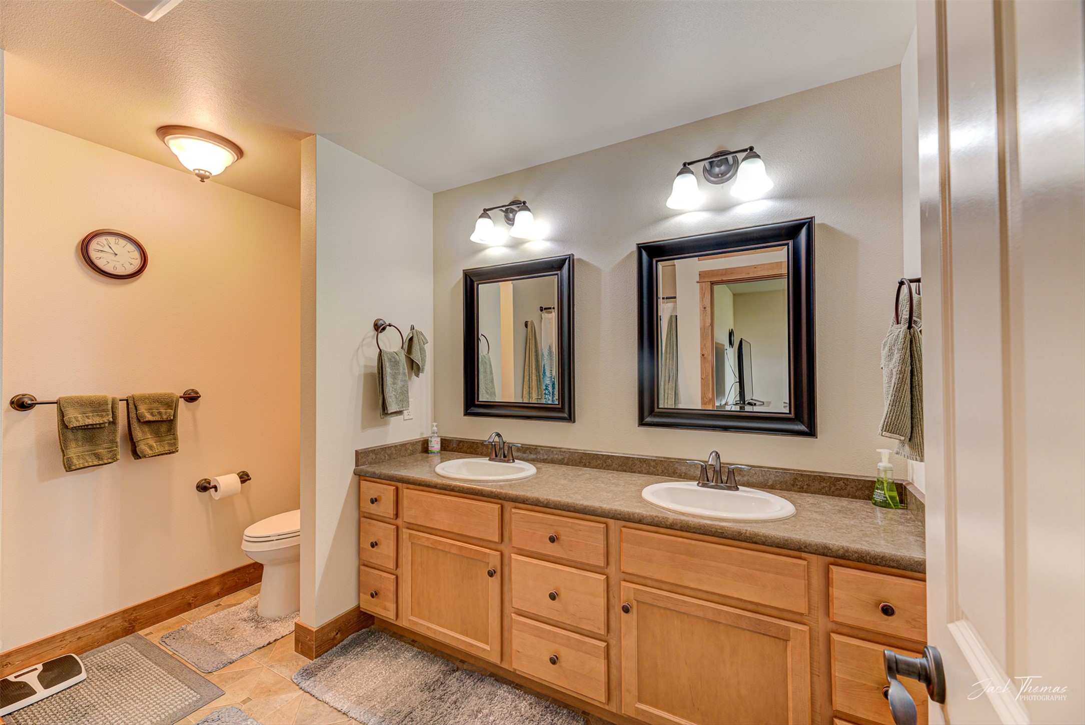 Helena, Montana 59602, United States, 3 Bedrooms Bedrooms, ,2 BathroomsBathrooms,Residential,Active,198438