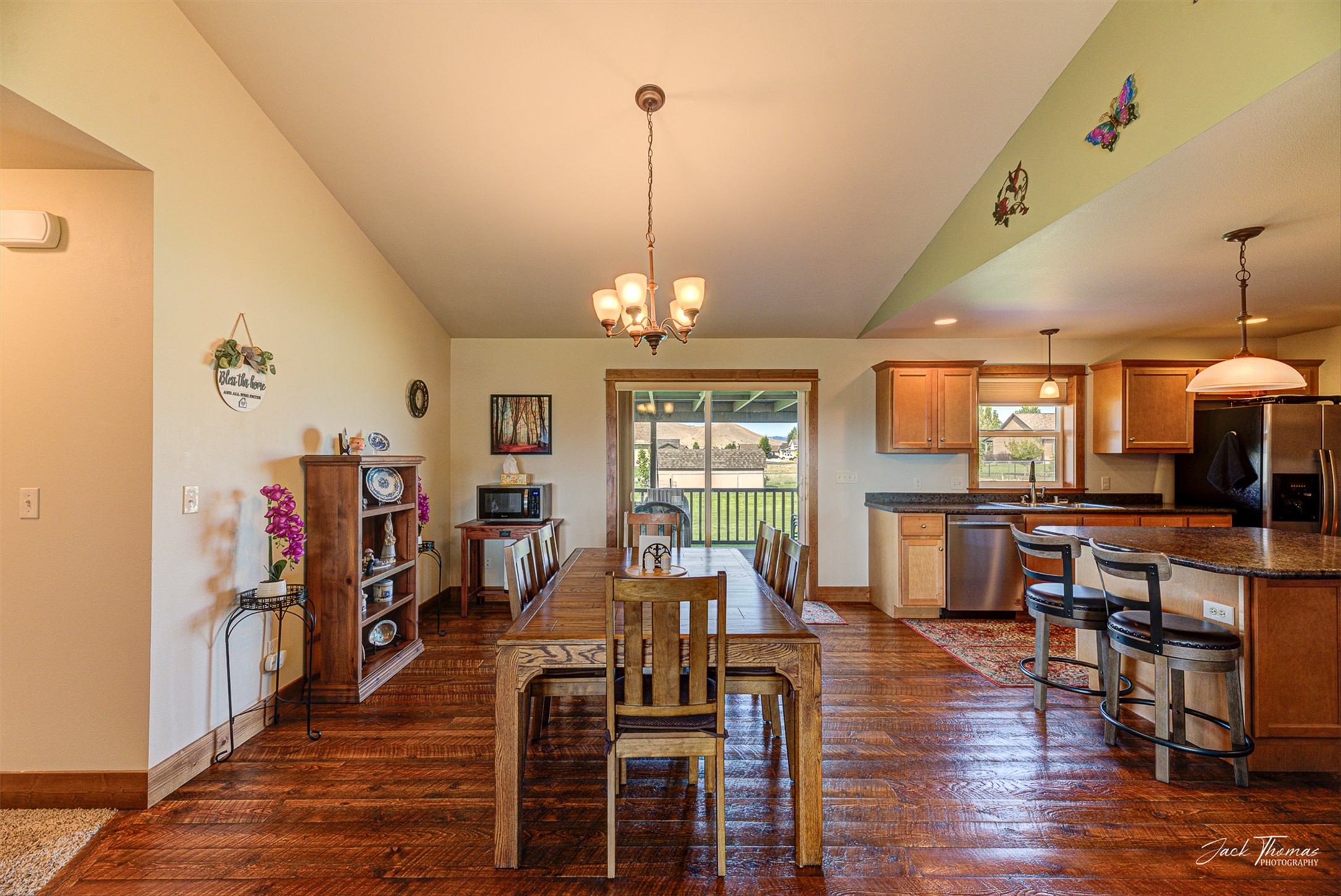 Helena, Montana 59602, United States, 3 Bedrooms Bedrooms, ,2 BathroomsBathrooms,Residential,Active,198438