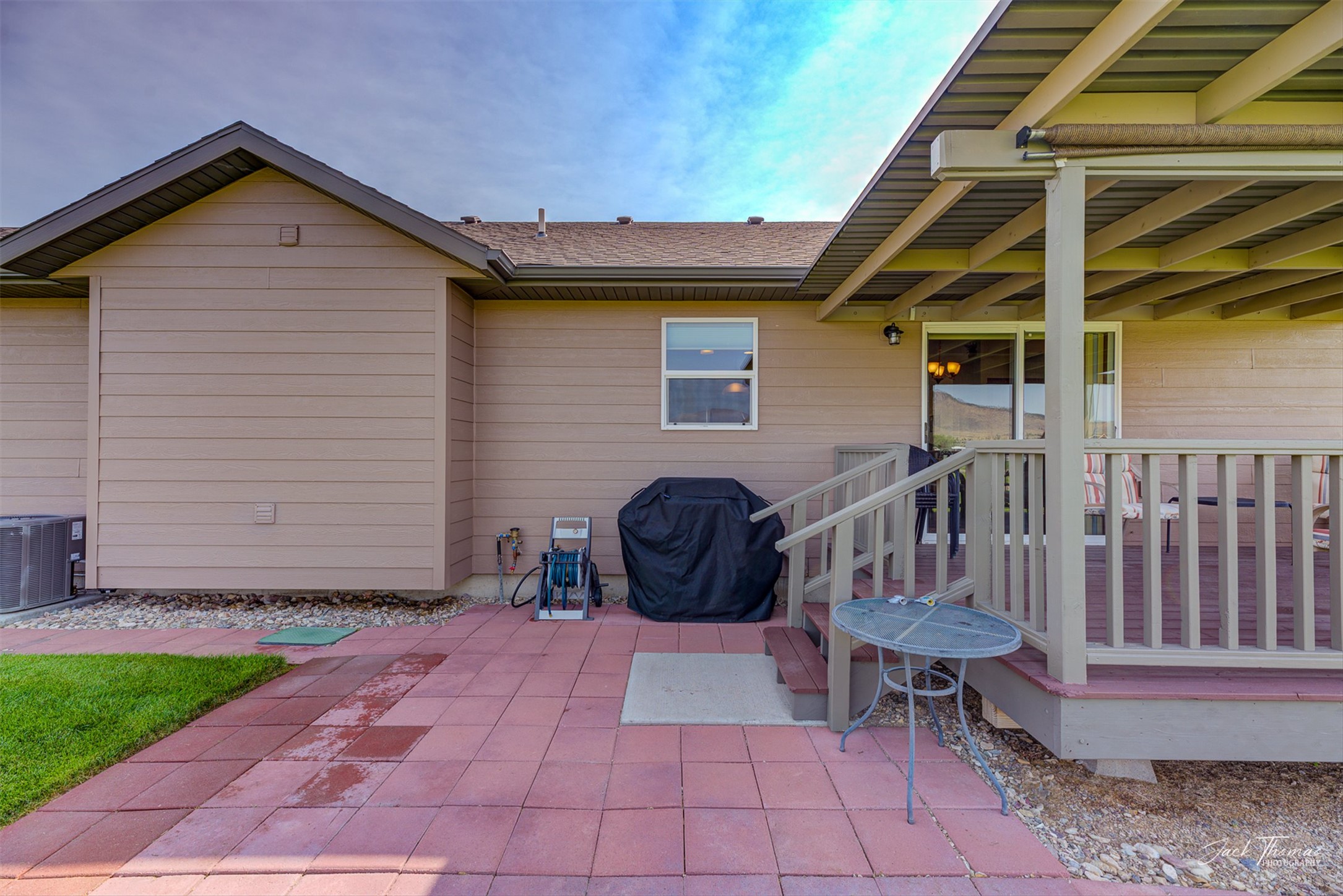 Helena, Montana 59602, United States, 3 Bedrooms Bedrooms, ,2 BathroomsBathrooms,Residential,Active,198438