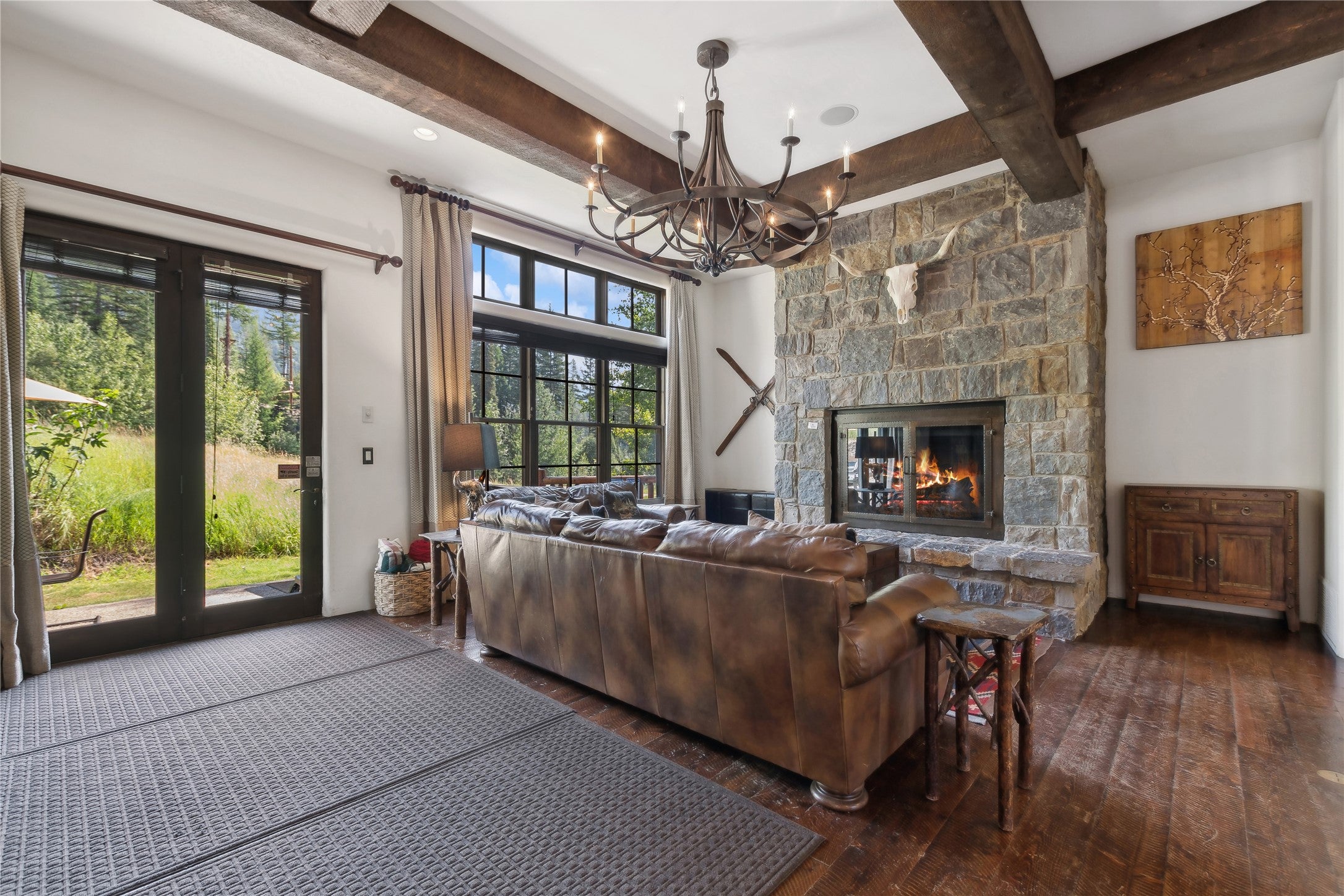 111 Slopeside Drive 7