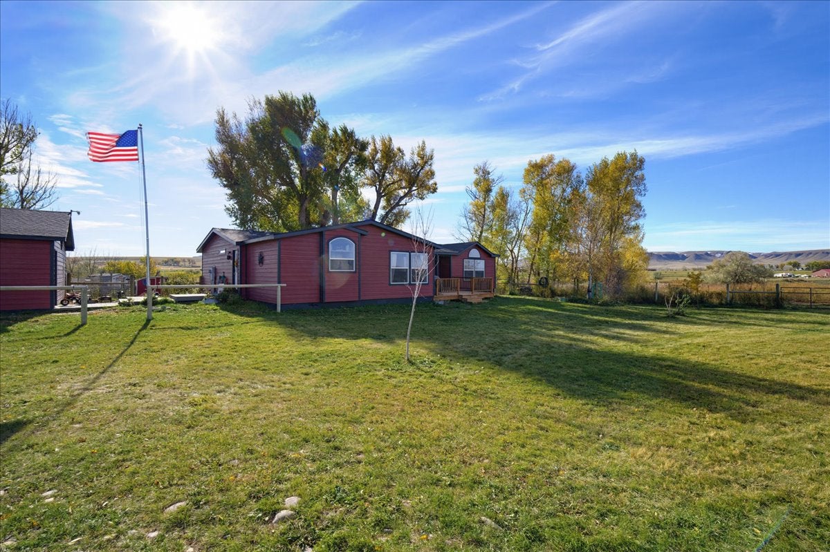 13448 MT Hwy 200
