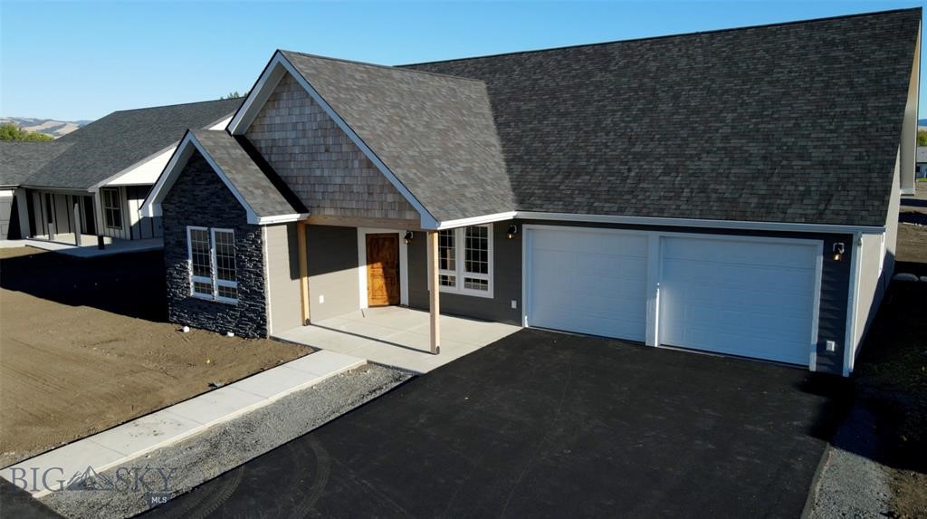 920 Sagebrush Lane