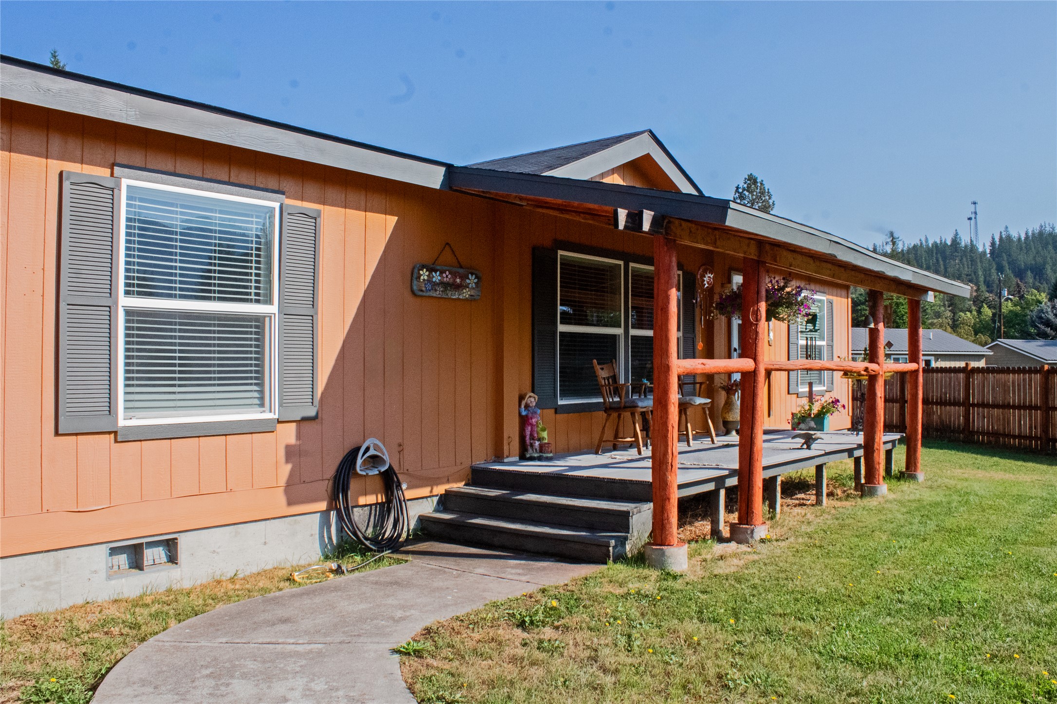 38 Western Juniper Lane