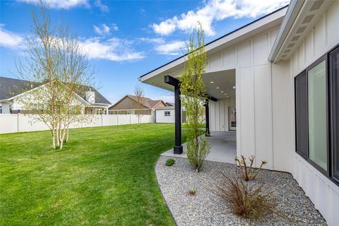 Tiny photo for 127 Owl Loop, Kalispell, MT 59901 (MLS # 30070685)