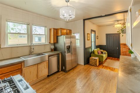 Tiny photo for 1012 Toole Avenue, Missoula, MT 59802 (MLS # 30069449)