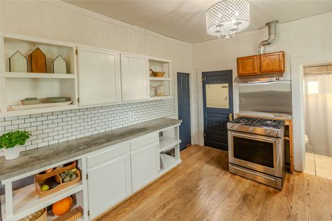 Tiny photo for 1012 Toole Avenue, Missoula, MT 59802 (MLS # 30069449)