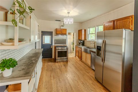 Tiny photo for 1012 Toole Avenue, Missoula, MT 59802 (MLS # 30069449)