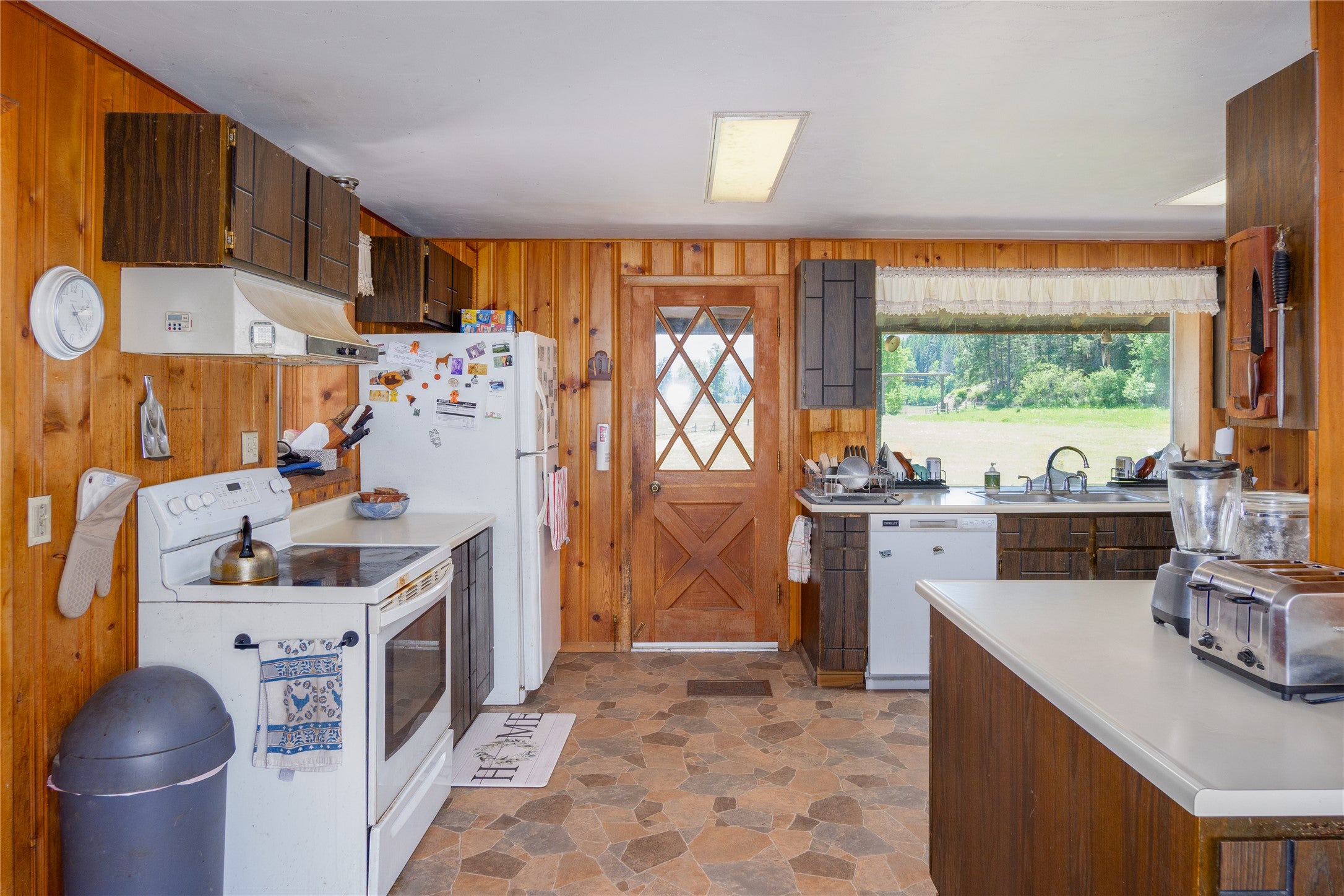 1132 Arabian Ln, Libby, MT, 59923, USA, 6 Bedrooms Bedrooms, ,2 BathroomsBathrooms,Residential,Active,1132 Arabian Ln,30072220
