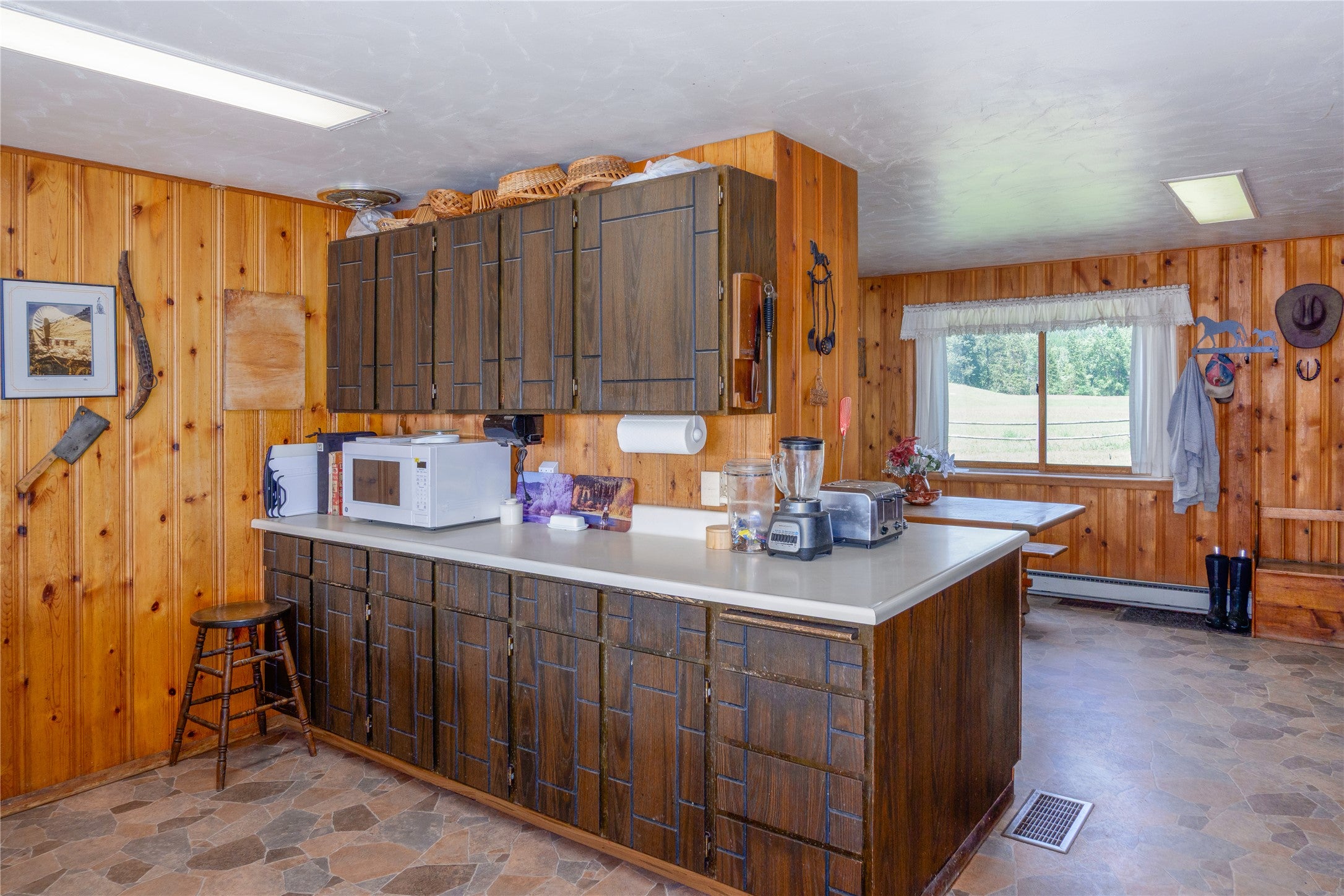 1132 Arabian Ln, Libby, MT, 59923, USA, 6 Bedrooms Bedrooms, ,2 BathroomsBathrooms,Residential,Active,1132 Arabian Ln,30072220