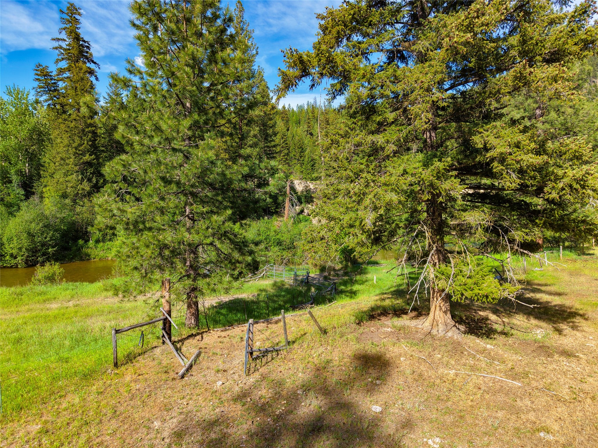 1132 Arabian Ln, Libby, MT, 59923, USA, 6 Bedrooms Bedrooms, ,2 BathroomsBathrooms,Residential,Active,1132 Arabian Ln,30072220