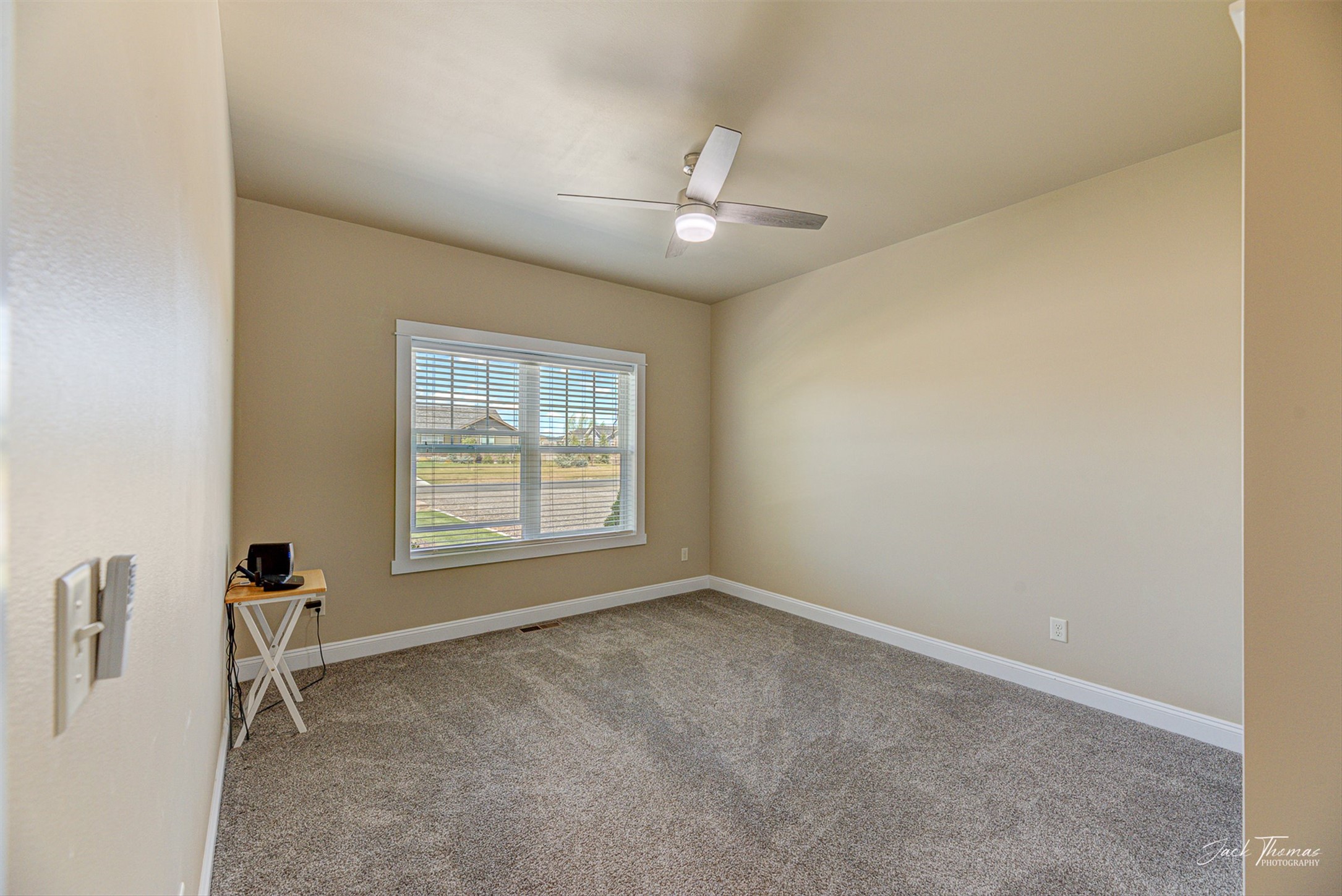 Helena, Montana 59602, United States, 3 Bedrooms Bedrooms, ,2 BathroomsBathrooms,Residential,Pending,128207