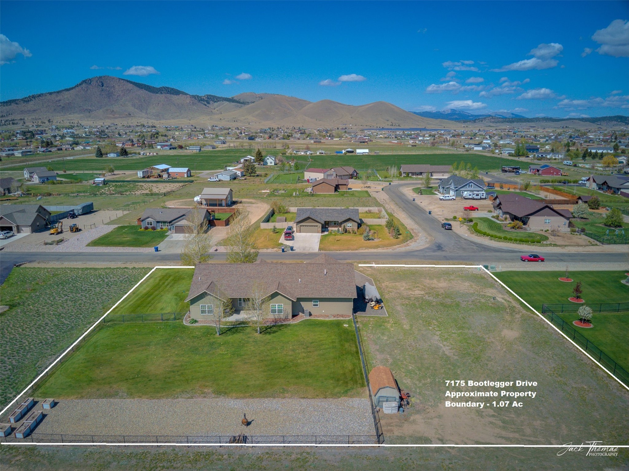 Helena, Montana 59602, United States, 3 Bedrooms Bedrooms, ,2 BathroomsBathrooms,Residential,Pending,128207