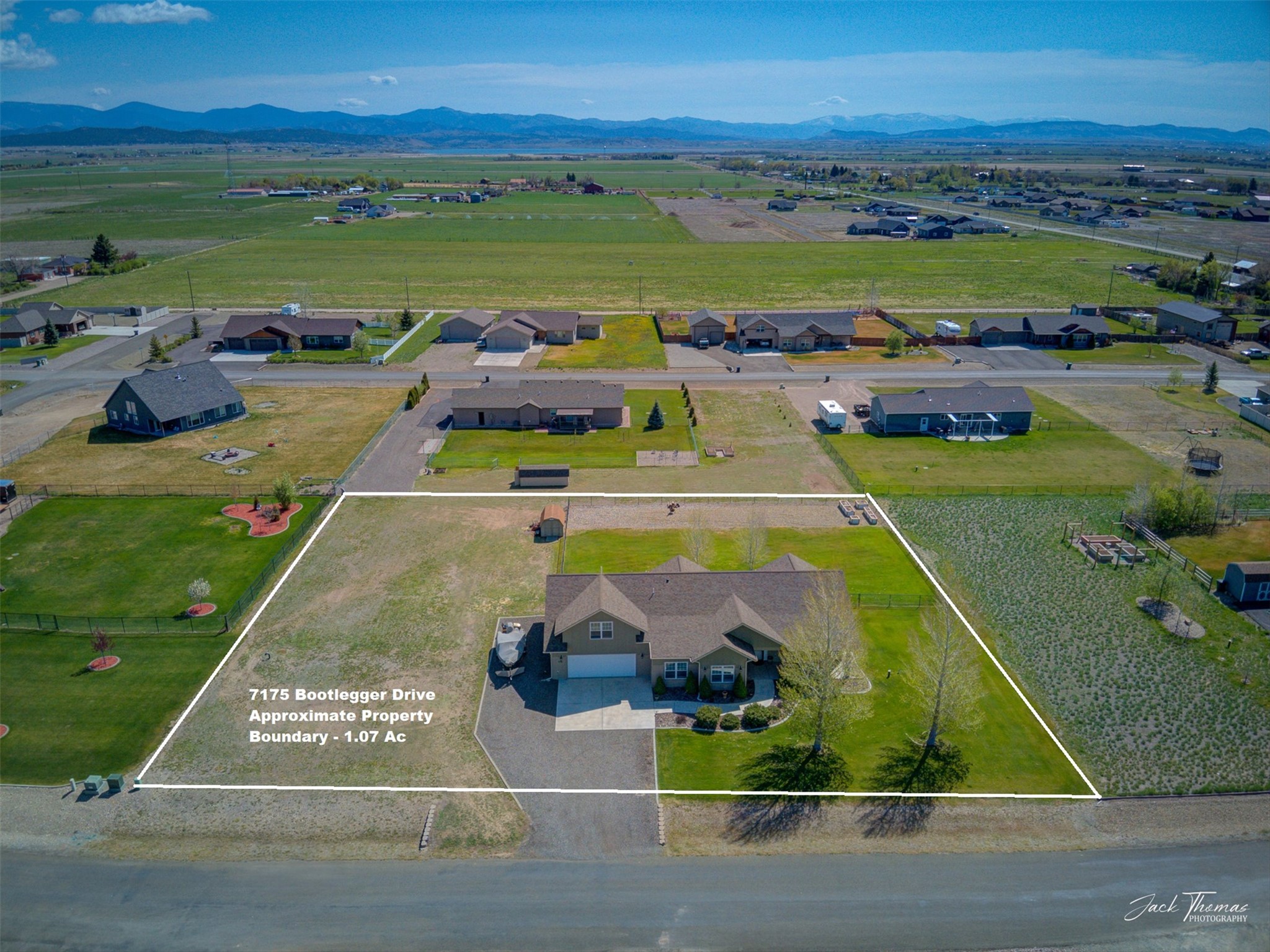 Helena, Montana 59602, United States, 3 Bedrooms Bedrooms, ,2 BathroomsBathrooms,Residential,Pending,128207