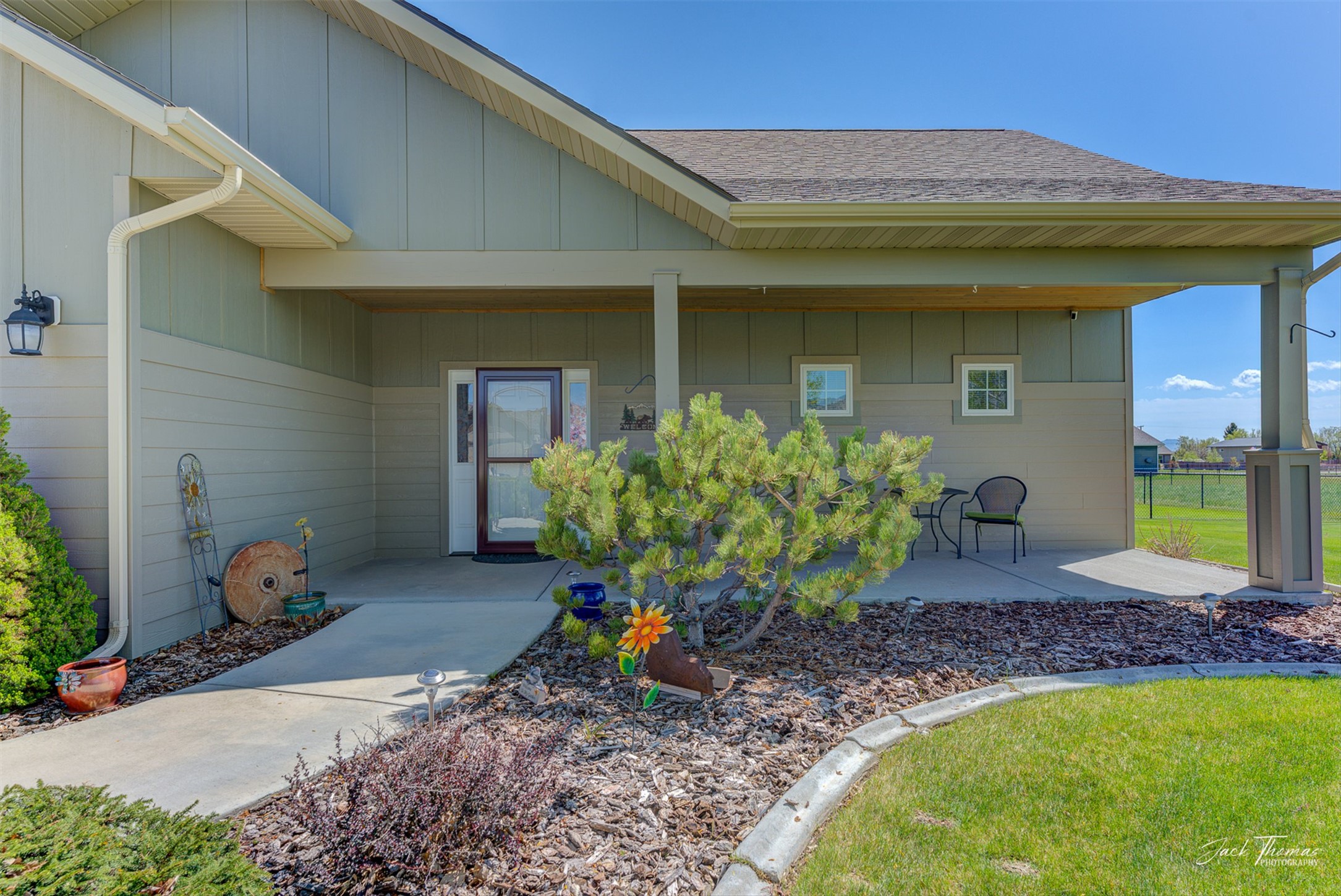 Helena, Montana 59602, United States, 3 Bedrooms Bedrooms, ,2 BathroomsBathrooms,Residential,Pending,128207