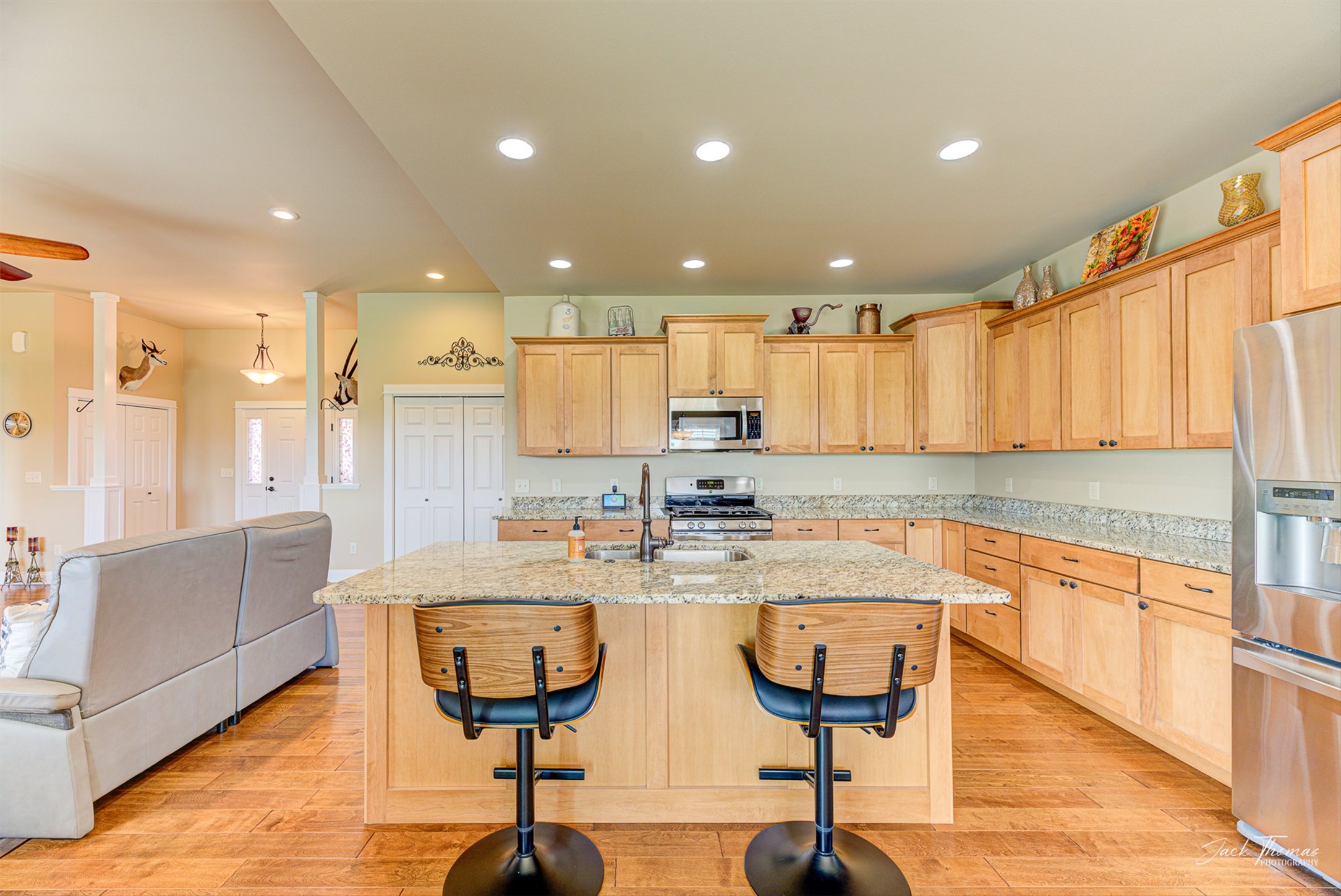 Helena, Montana 59602, United States, 3 Bedrooms Bedrooms, ,2 BathroomsBathrooms,Residential,Pending,128207