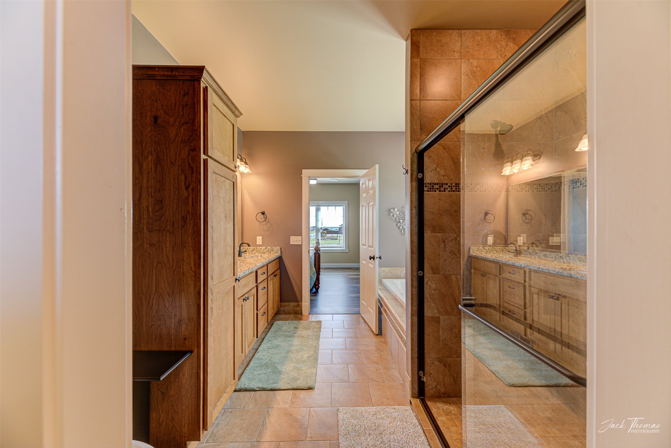 Helena, Montana 59602, United States, 3 Bedrooms Bedrooms, ,2 BathroomsBathrooms,Residential,Pending,128207