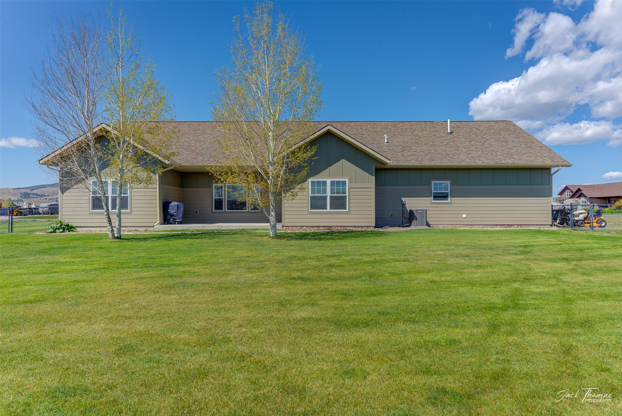 Helena, Montana 59602, United States, 3 Bedrooms Bedrooms, ,2 BathroomsBathrooms,Residential,Pending,128207