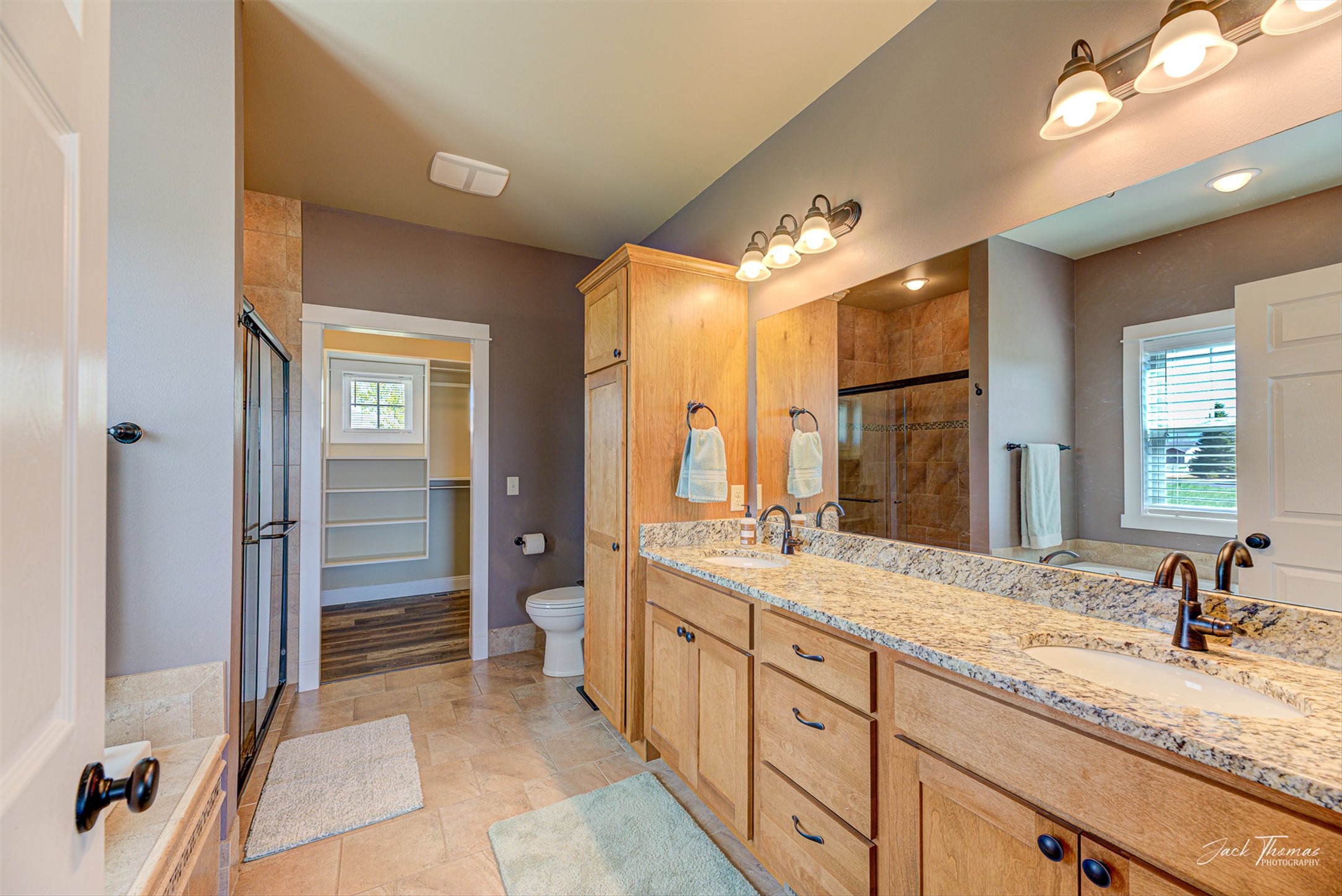 Helena, Montana 59602, United States, 3 Bedrooms Bedrooms, ,2 BathroomsBathrooms,Residential,Pending,128207